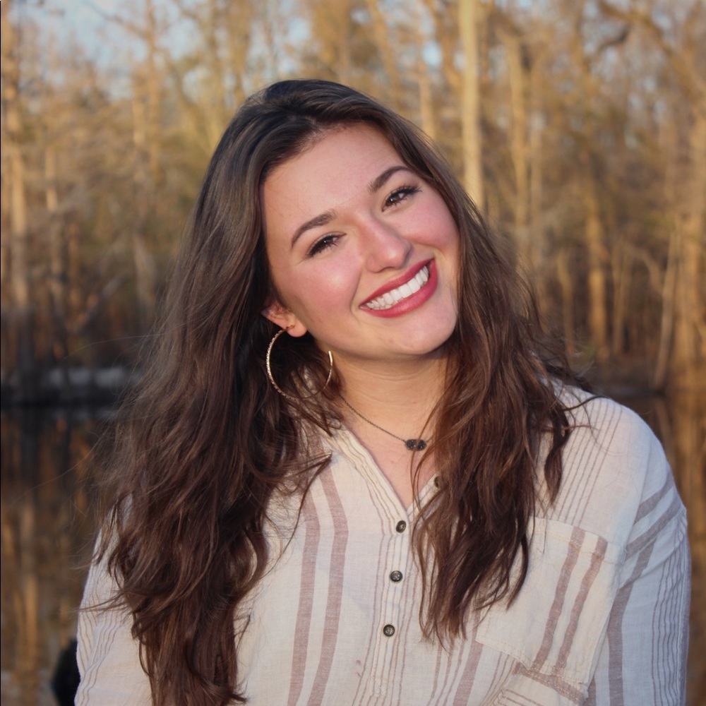 Meet your Posher, Chloe